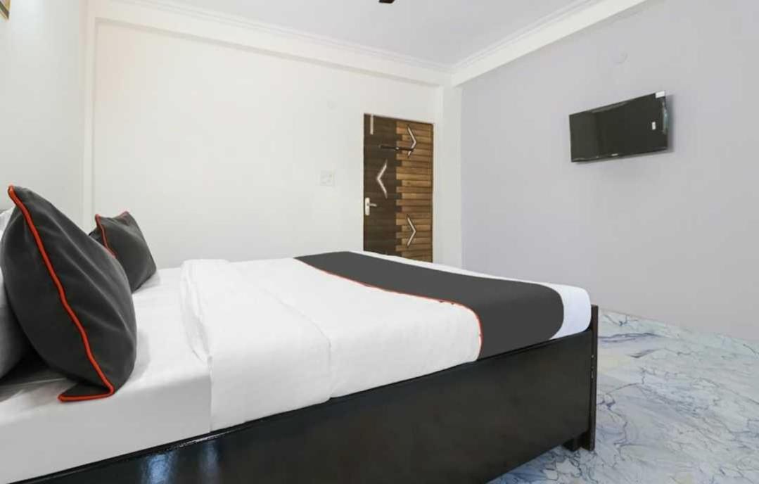 Hotel O Pop Shubham